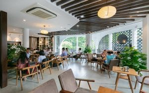 dieu hoa am tran cassette cho quan cafe 2